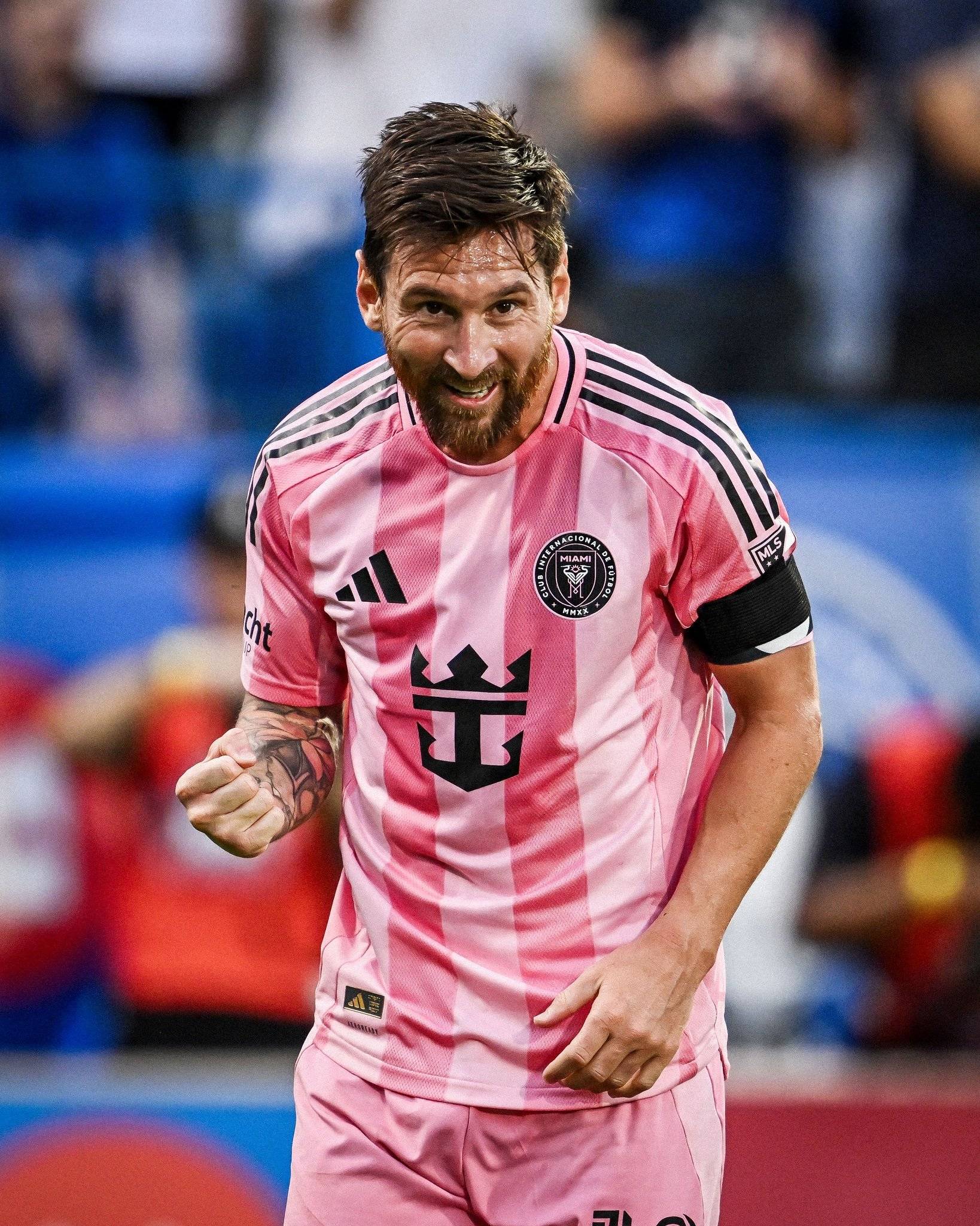 开云网址入口 - 梅西在切尔西比赛中出色防守，挺进下一轮引发热议！