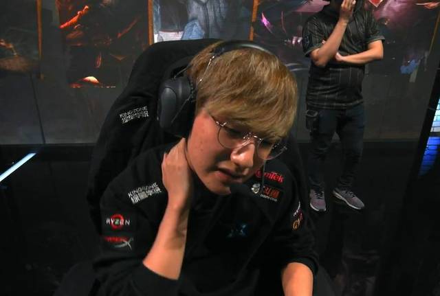 开云网页 - Uzi新星回归赛场表现惊艳，切尔西未来可期！